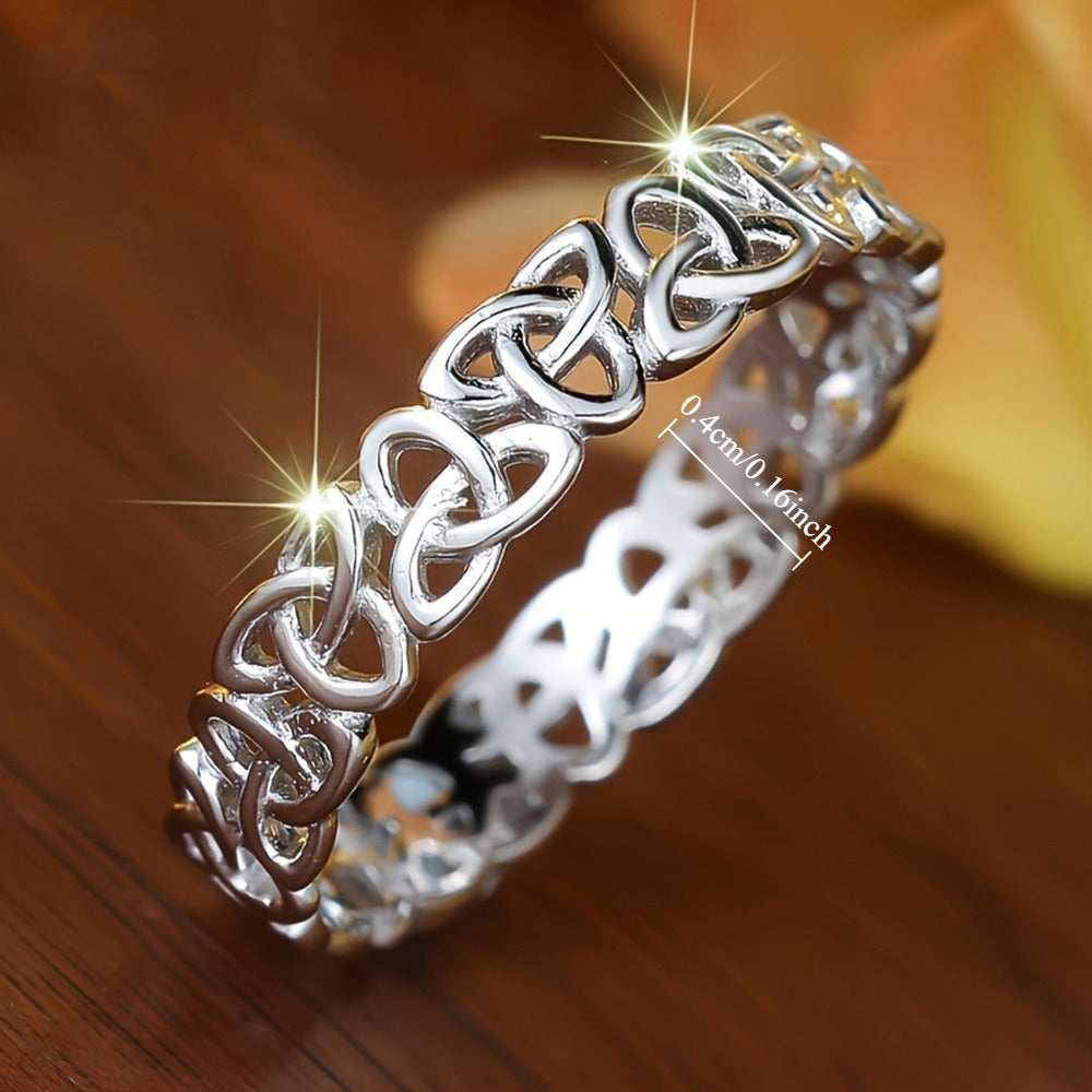 A Versatile Celtic Knot Promise Ring Suitable for Both Men And Women, Perfect for Weddings, Parties, Casual Wear, And As a Valentine'S Day Gift