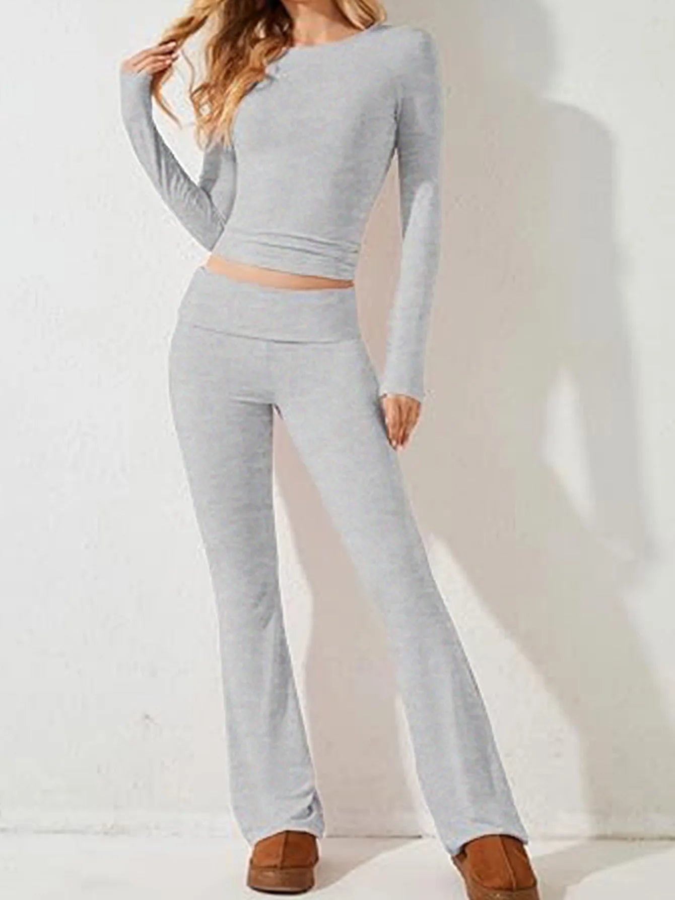 Women Two Piece Set Sporty Long Sleeve Crop Top with Low Waist Flare Pants Suit Casual Solid Fitness Yoga Pant Elegant Outfits