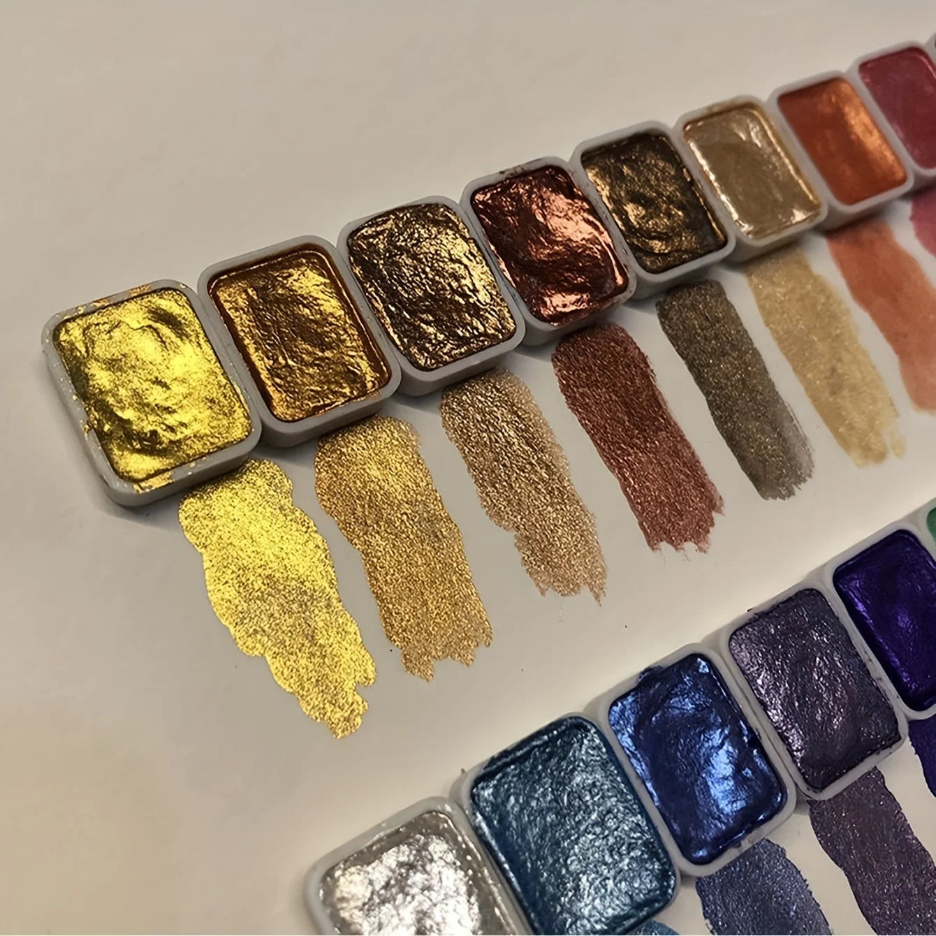 20 Colors Metalallic Watercolor Painting Set, Portable Box With Shiny Pearls Solid Watercolor Painting, And Art Supplies, Watercolor