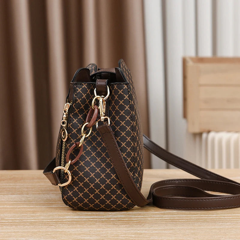 Handbag Bag Luxury Designer Bucket Shoulder Crossbody Bag Flip Check Print Large Capacity Single Shoulder Straddle Bag