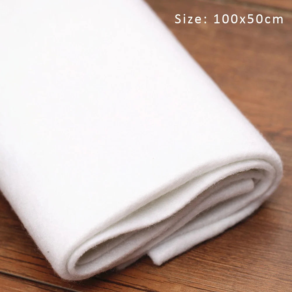 Fusible Interfacing 100 x 50 cm Iron-On Non-Woven Interfacing for Sewing Cover Stitches on The Back of Stitch Zip Projects Fused Beautifully