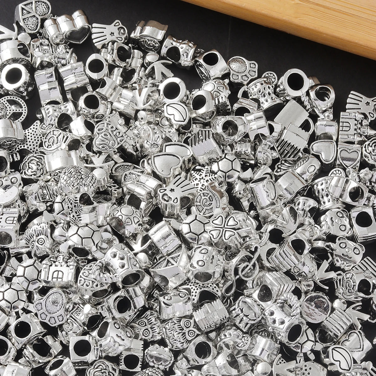 100/200pcs mixed vintage silver alloy large hole European beads DIY handmade mysterious wind pendant pendant beaded bracelet