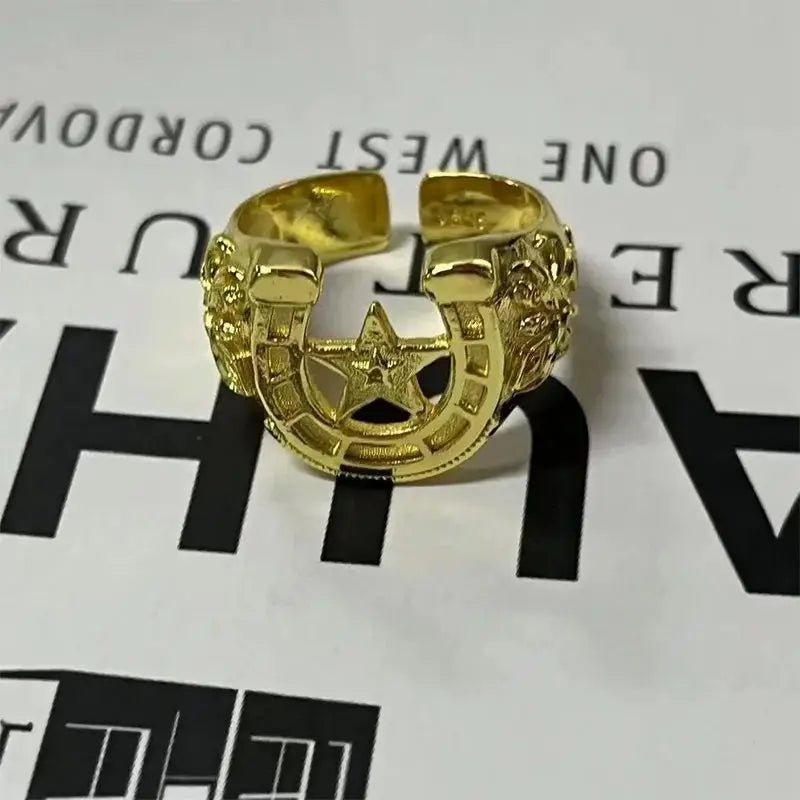 Anime JoJo's Bizarre Adventure STEEL BALL RUN Johnny Joestar Cosplay Ring Joe Kid JOJO Unisex Horseshoe Adjustable Ring Jewelry
