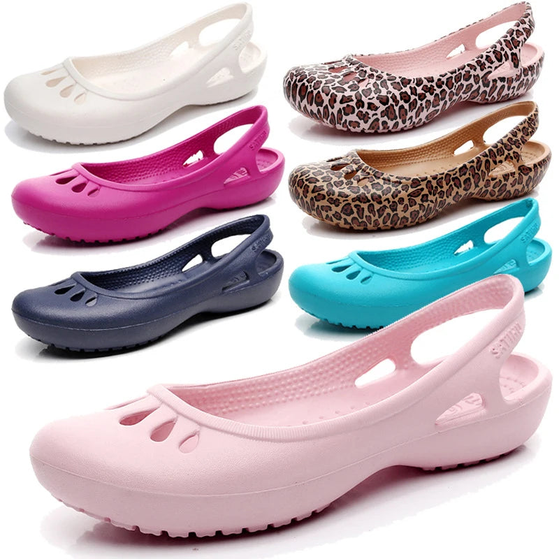 Summer New Lightweight Anti Slip Hole Shoes  Clog For Women's Flat Bottom Sandals Nurse Outdoor Beach Jelly