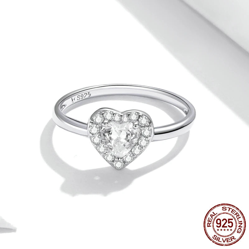BAMOER 925 Sterling Silver Bright Love Ring Dazzling Shiny Heart Shape Crystal Finger Ring Wedding Engagement Jewelry SCR725
