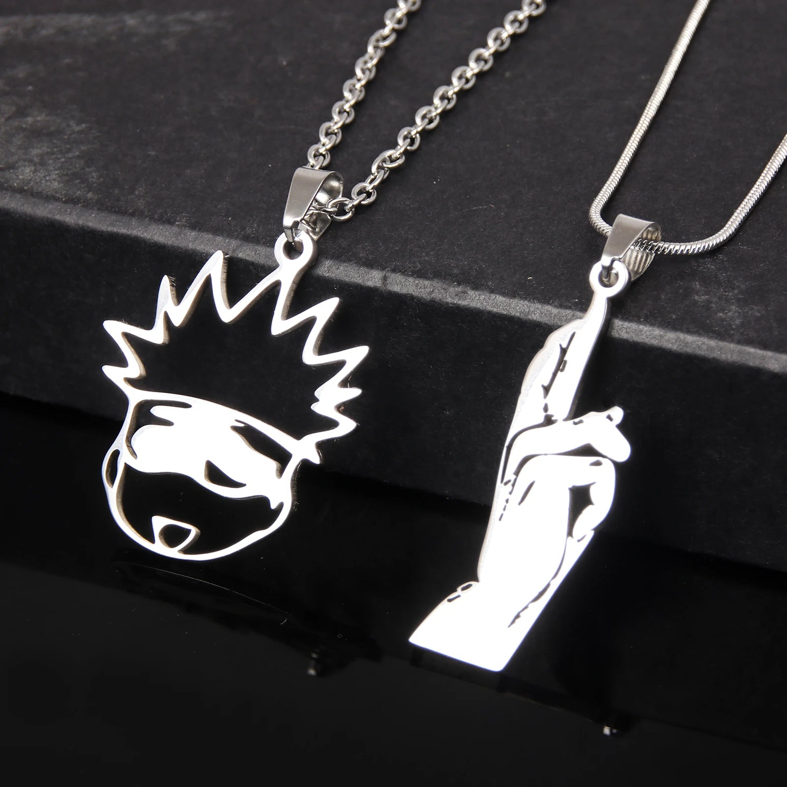 Anime Jujutsu Kaisen Necklace Gojo Satoru Cute Cat High School Emblem Logo Pendant Necklaces for Women Men Jewelry Accessories