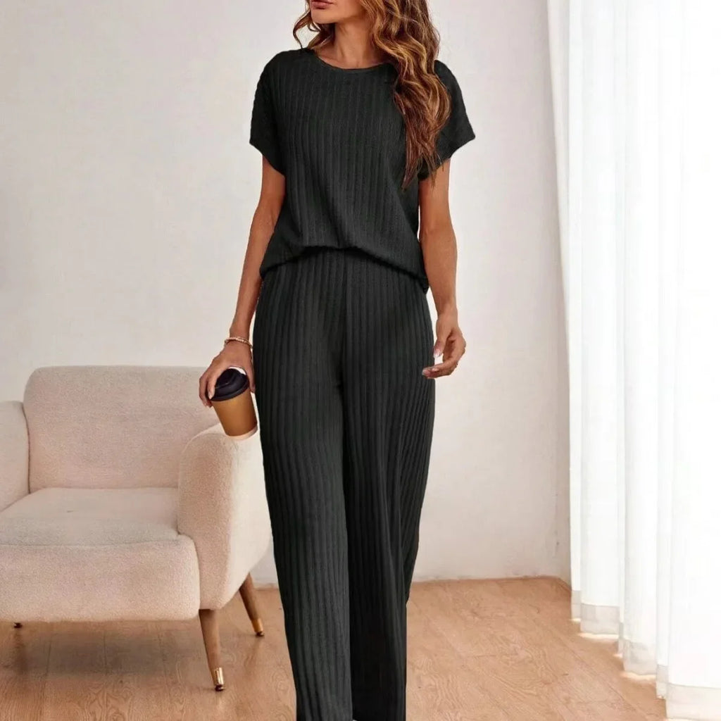 Top Loose Fit Short Sleeves and Bell Bottoms 2-Piece Set Women's Clothing Round Neck Design