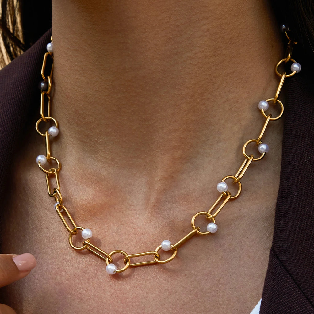 Uworld Classic Minimalist 18K Gold Color Plated Inlay Pearl Hollow Choker Necklace Waterproof Stainless Steel Women's Jewelry