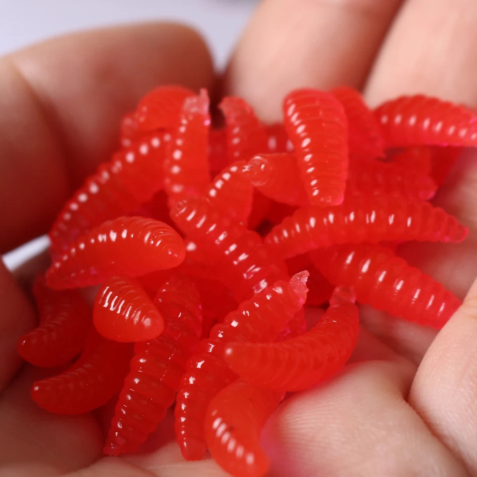 50pcs Lure Soft Bait Fake Breadworms maggot Earthworms Red Worms  Fishing