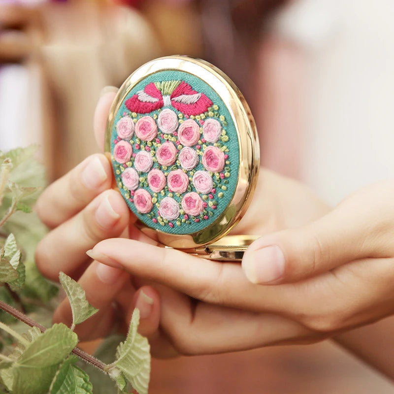 DIY Floral Embroidery Round Makeup Mirror Needlework Cross Stitch Kit Mini Mirror Double-Sided Mirror Material with 9.5cm hoop