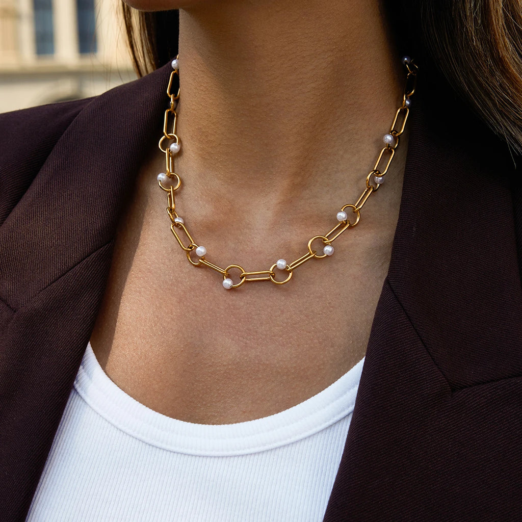 Uworld Classic Minimalist 18K Gold Color Plated Inlay Pearl Hollow Choker Necklace Waterproof Stainless Steel Women's Jewelry