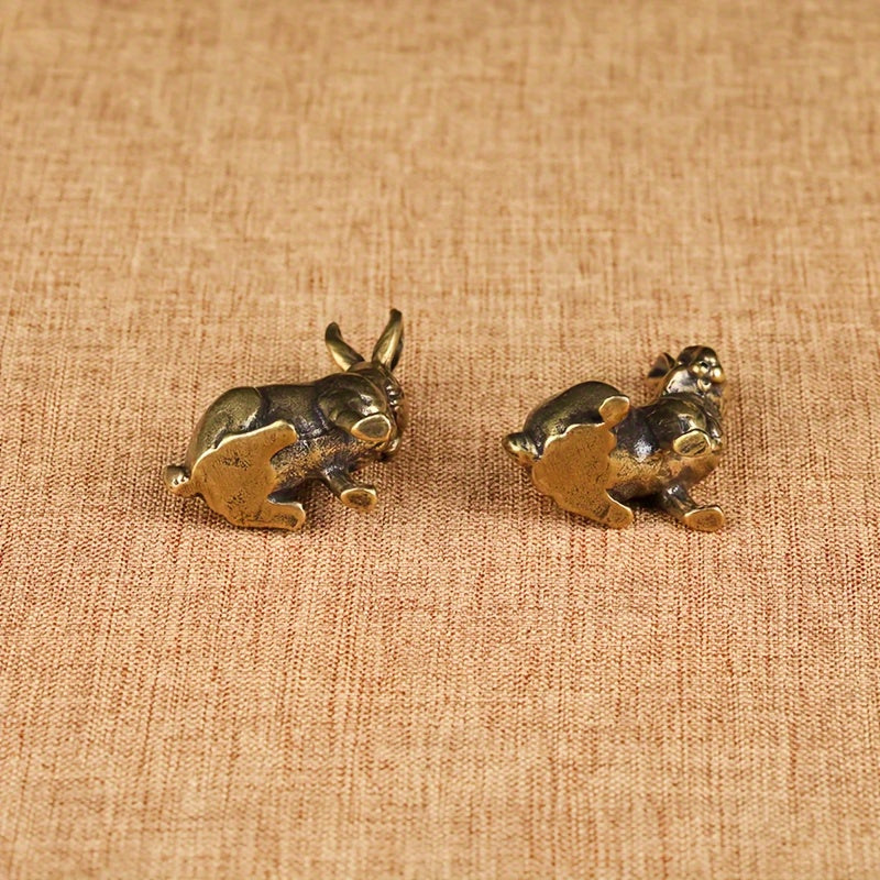 2pcs Brass Rabbit Figurines - Elegant Sitting position Desk Decor, Natural Metallic Finish Home/Office Decoration - No Electricity Needed, Indoor/Outdoor Decoration - Perfect Gift for Housewarming, Wedding, Birthday - Durable Brass Construction, Detailed